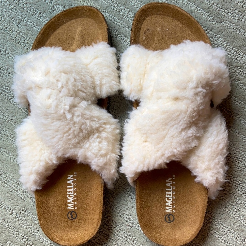 magellan slippers